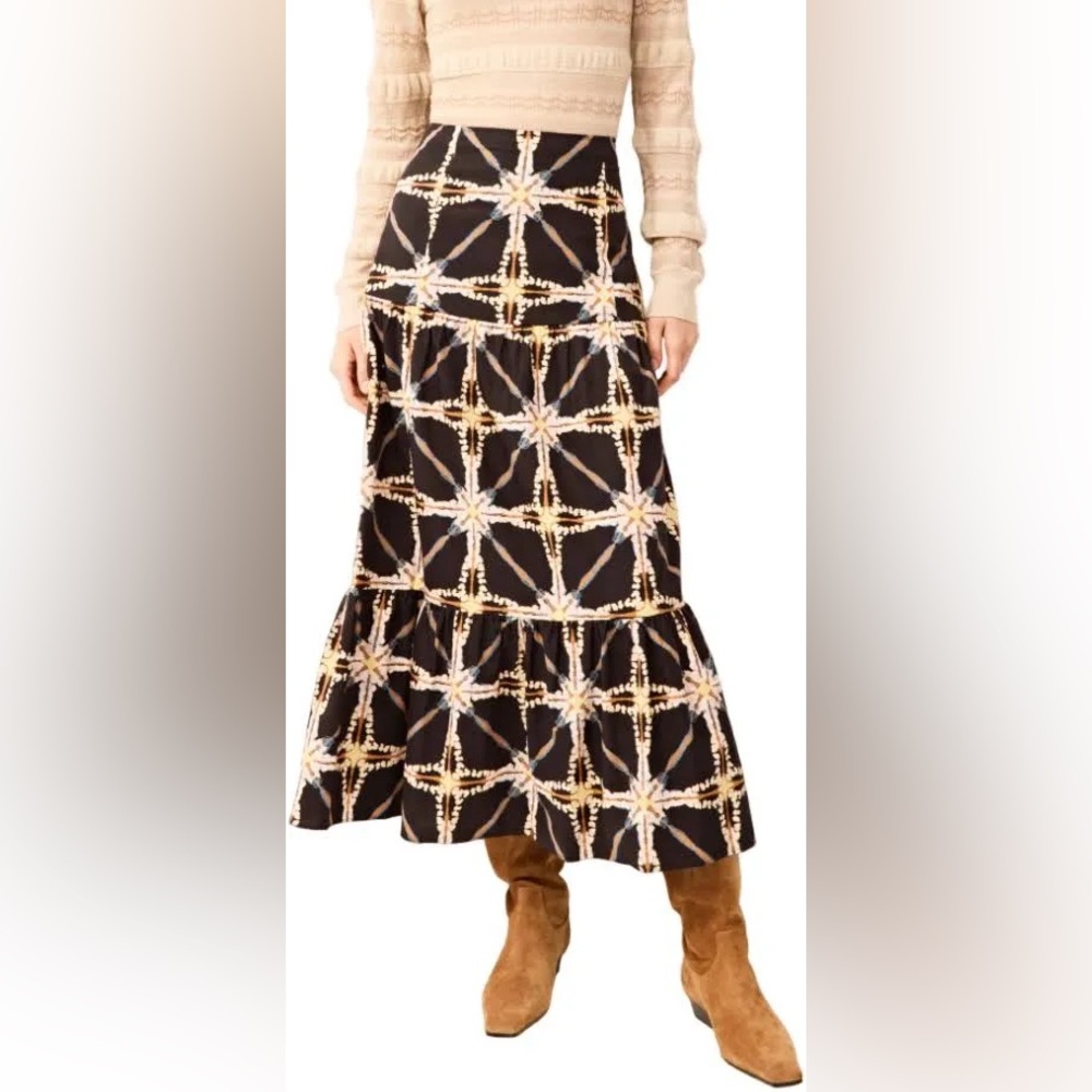 Marie Oliver Hines Skirt in Polaris Print size 8